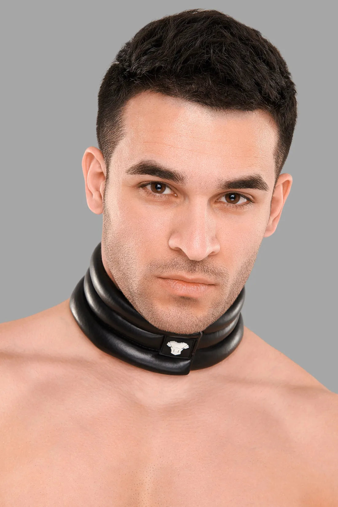 Armored Next. Men's Collar. Black