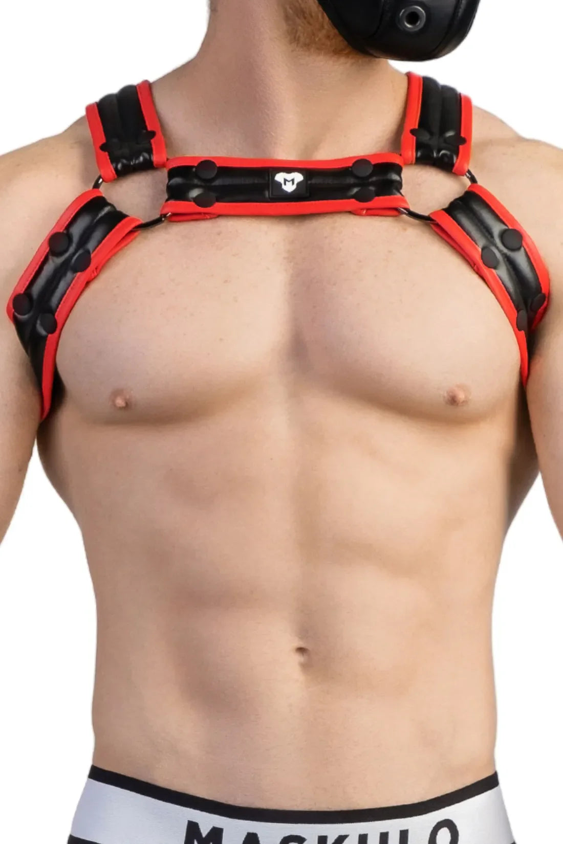 Armored Next. Arnés de bulldog fetichista para hombre. Rojo y negro